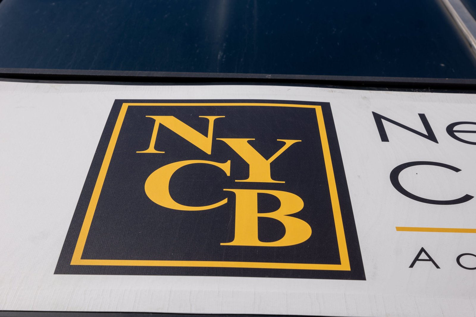 NYCB falls 18% after bank discloses ‘internal controls’ issue, CEO change