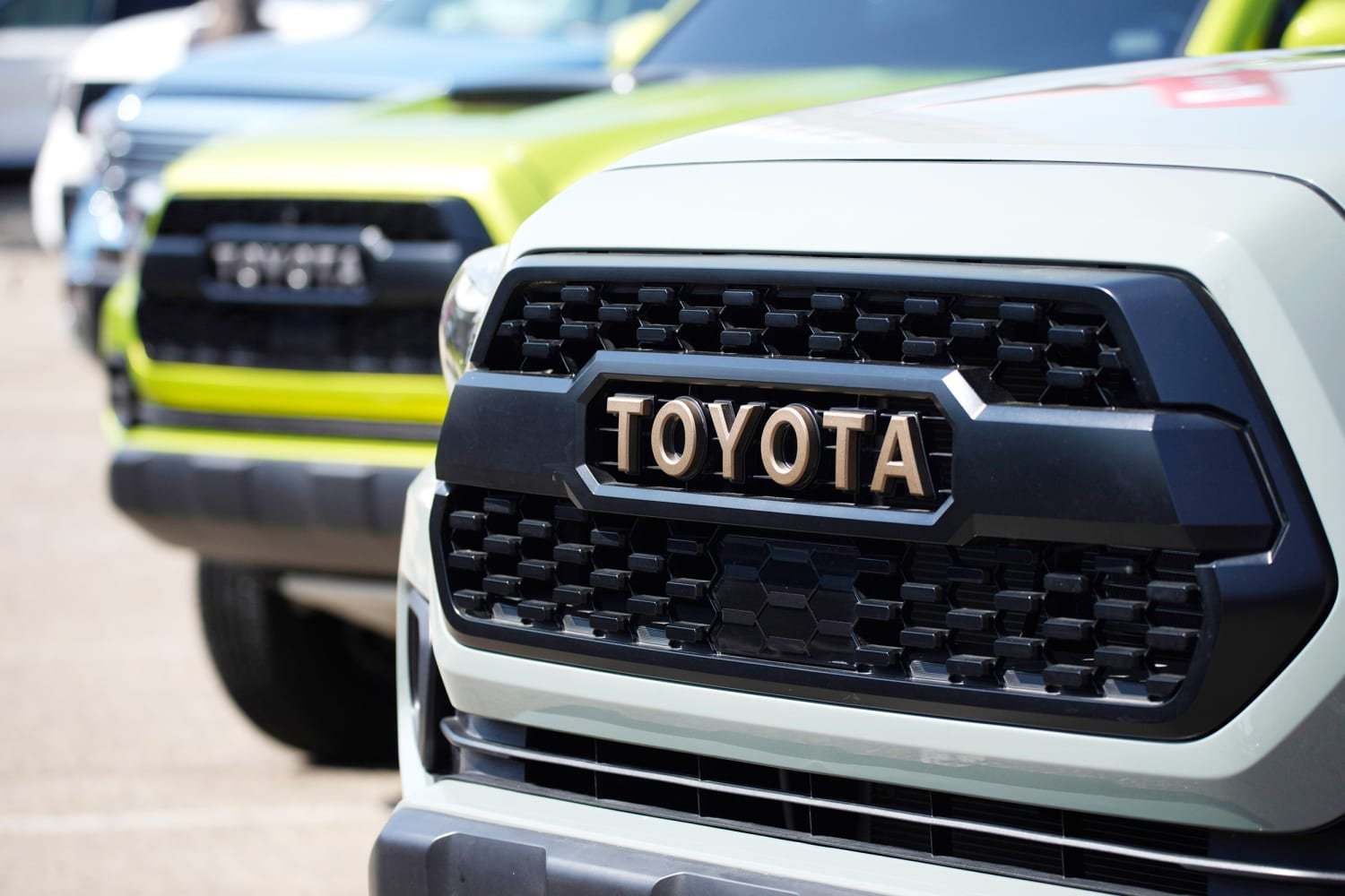 Toyota recalling 381K Tacoma pickups because parts can fall off rear axles