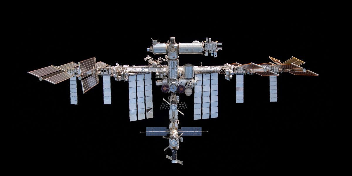 Russian Segment of ISS Has Recurring Air Leak Issue, Officials Say