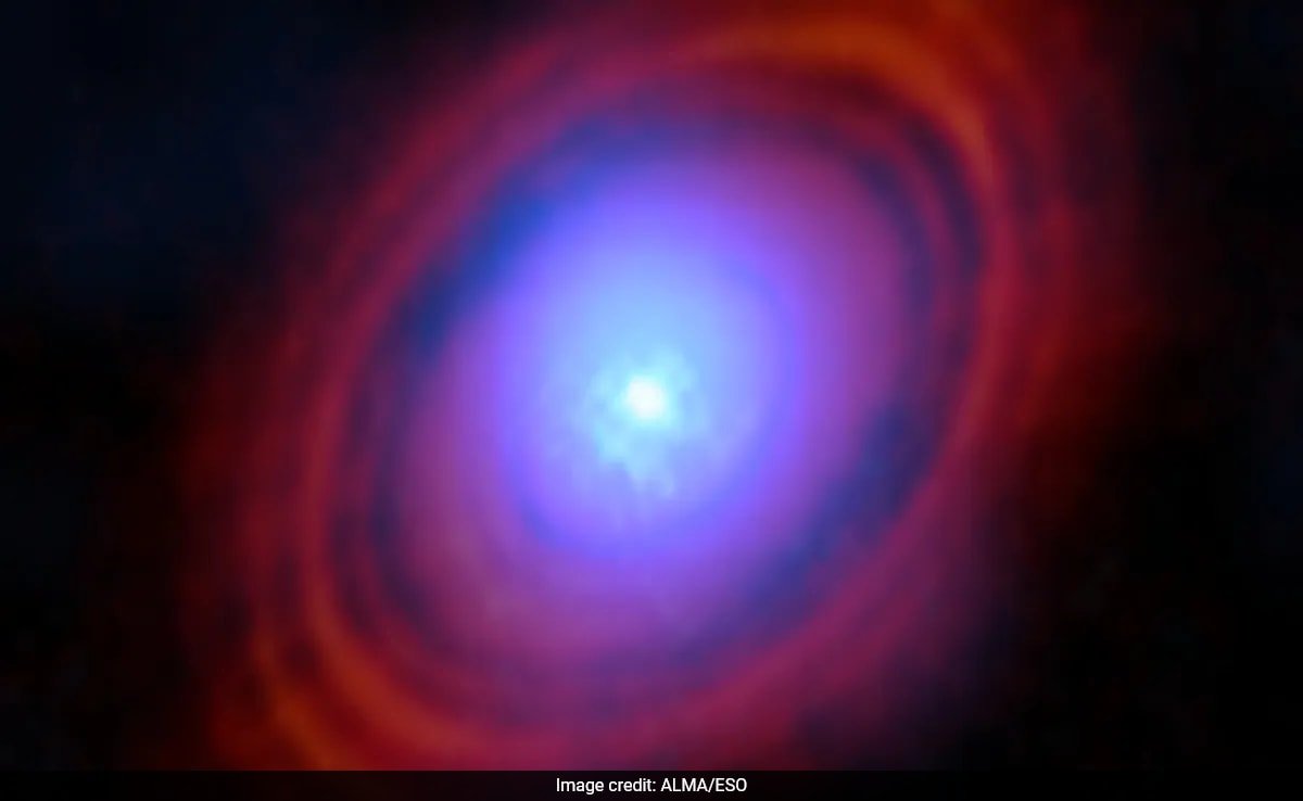 Scientists Find Oceans Of Water On Planet Forming Star