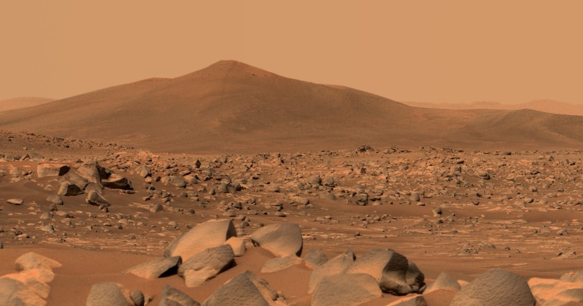 Explore the Surface of Mars in 4K With Images From NASA