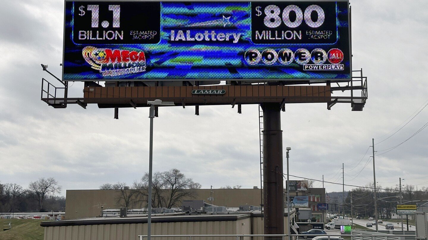 Powerball jackpot climbs to $865 million as long winless drought continues