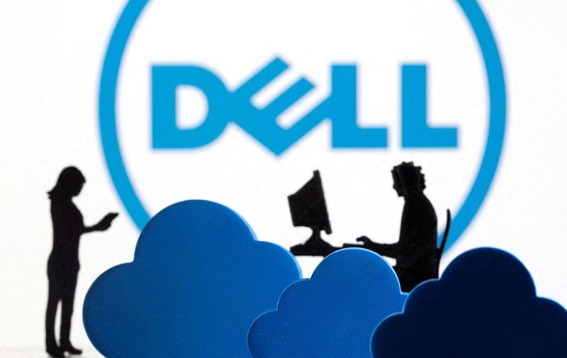 Dell hits record high as annual forecast gets AI boost