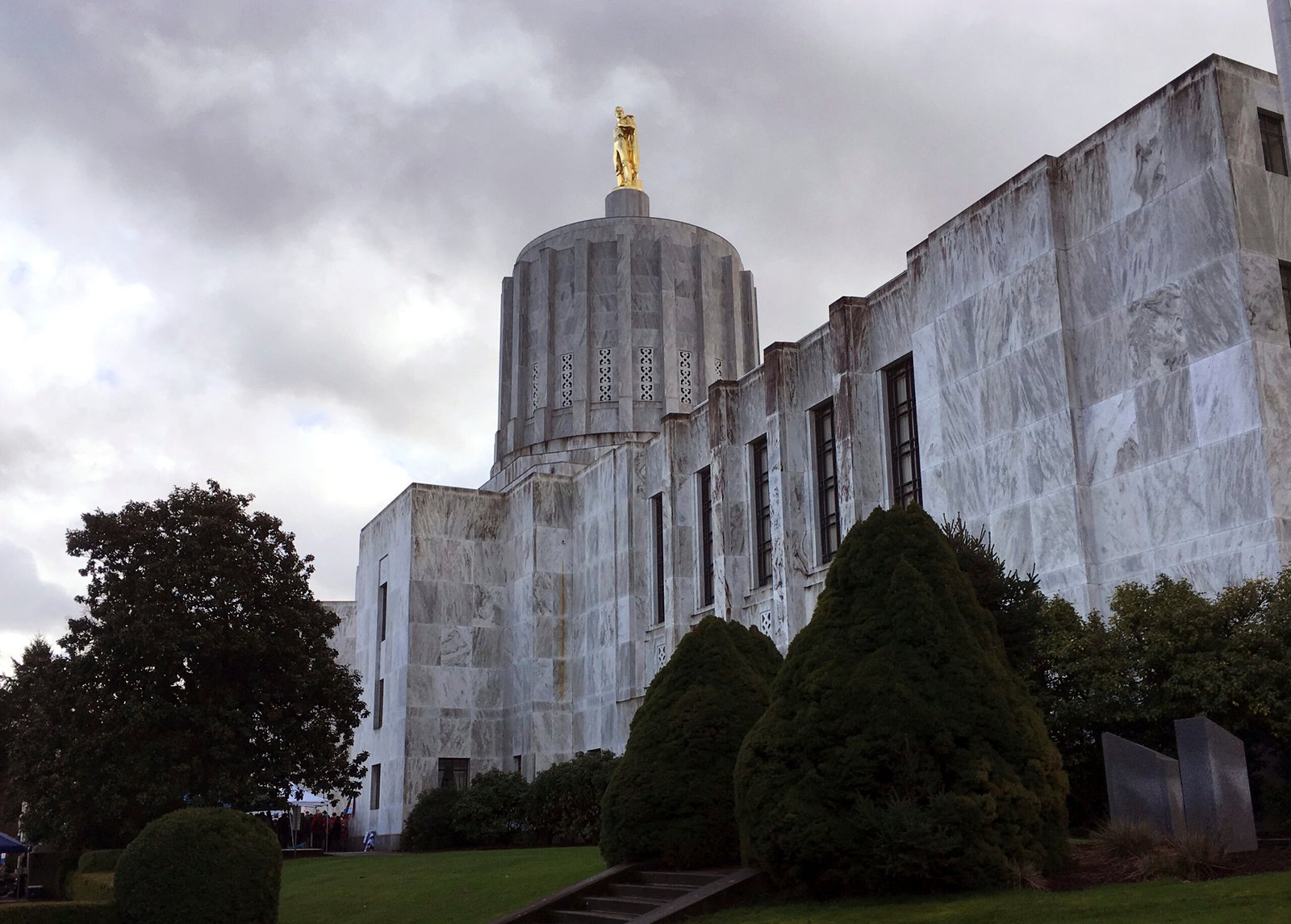 Oregonians ‘ready for this misguided experiment to be over’