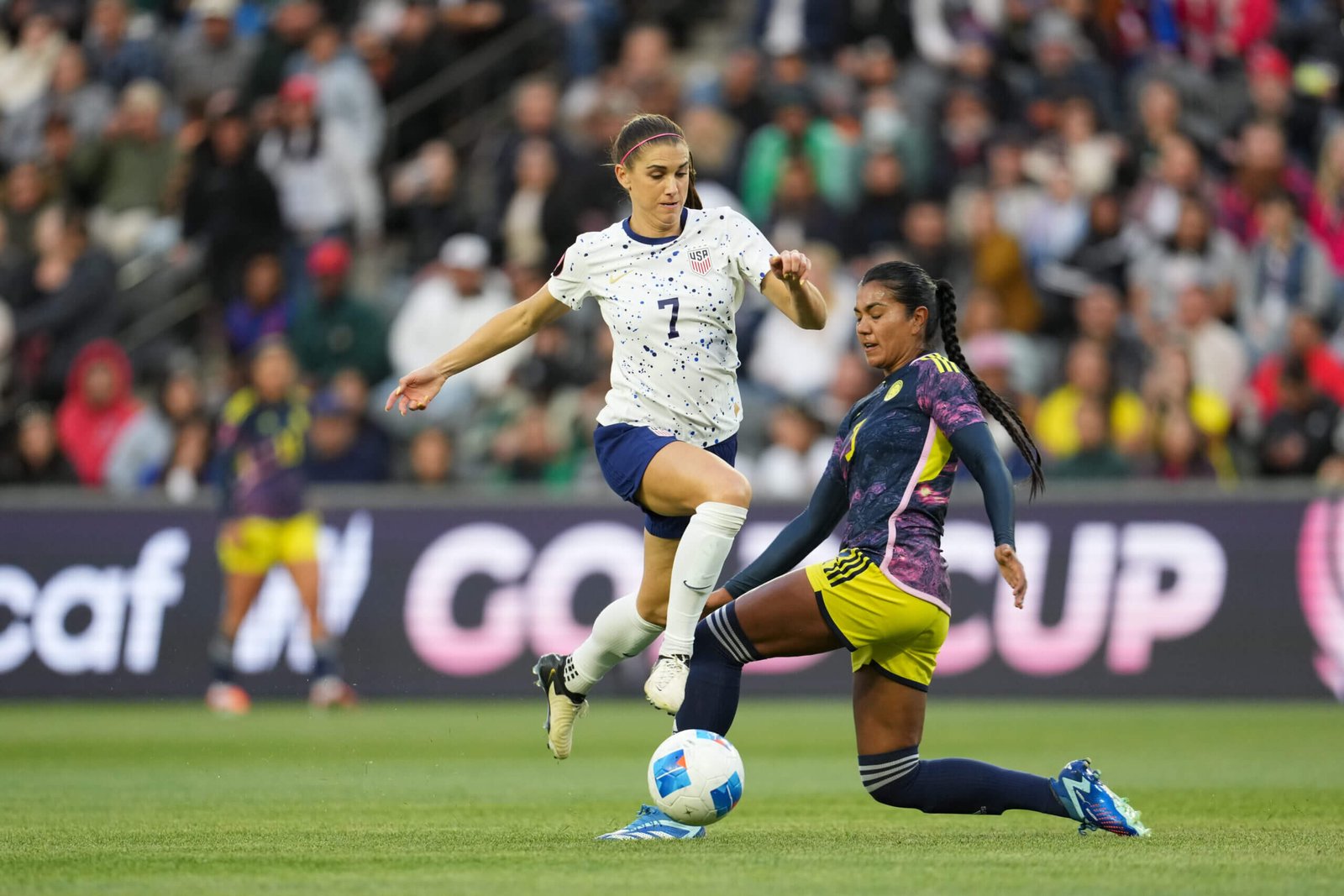 USWNT beats Colombia 3-0 in grueling match to advance to Gold Cup semifinal