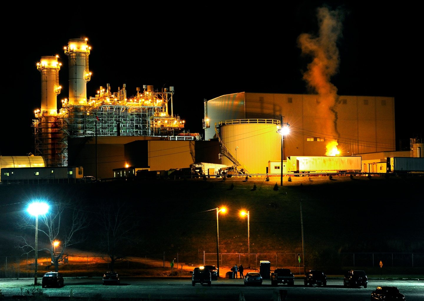 EPA to delay and strengthen climate change rule for gas power plants