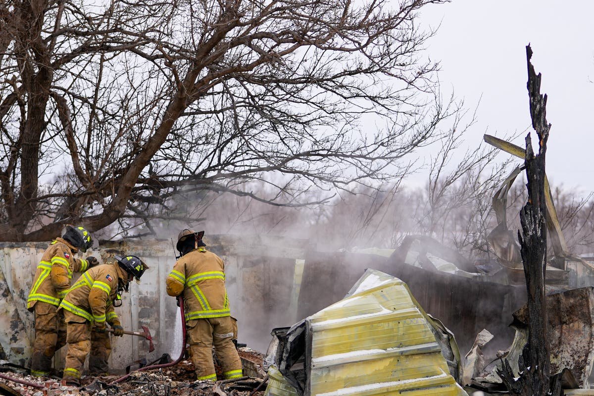 Two killed as deadly Smokehouse Creek wildfire becomes largest blaze in Texas history: Live