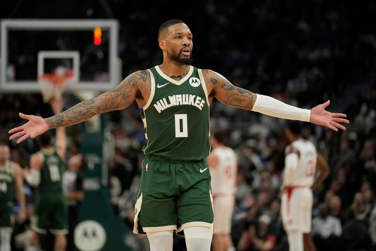 Damian Lillard drops 41 points, leads Bucks rallying past Clippers even without Giannis Antetokounmpo