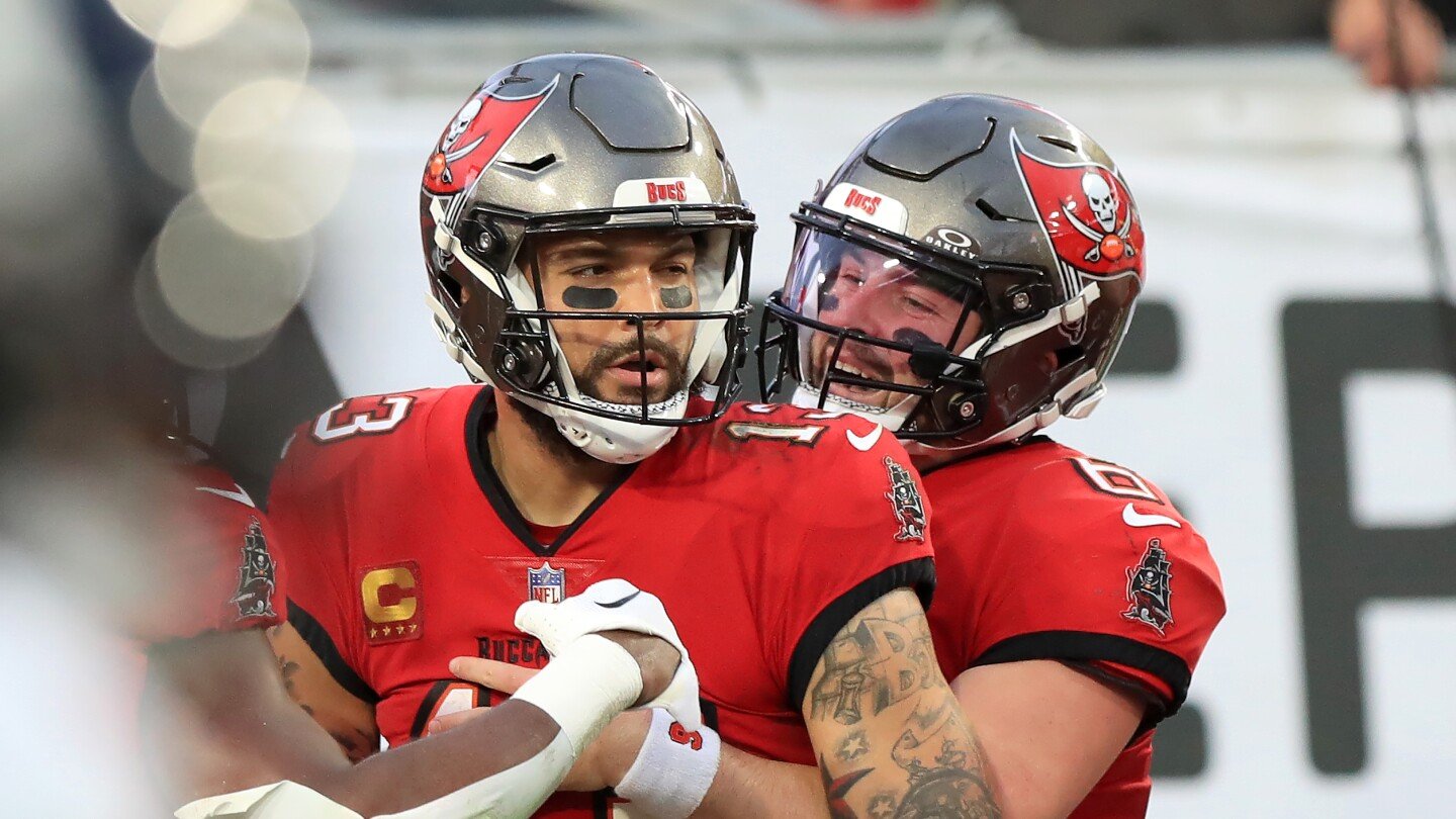 Mike Evans, Buccaneers agree to two-year deal